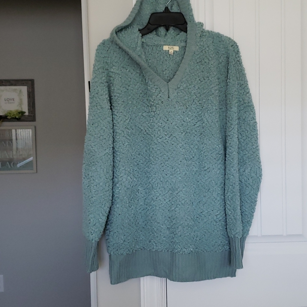 Kori Hooded Popcorn Top